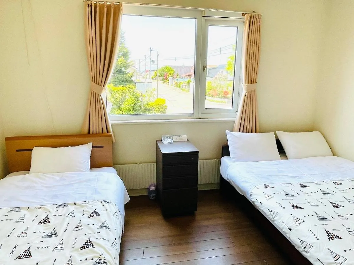 Chitose Guest House Oukaen 2*, Chitose (Hokkaido)